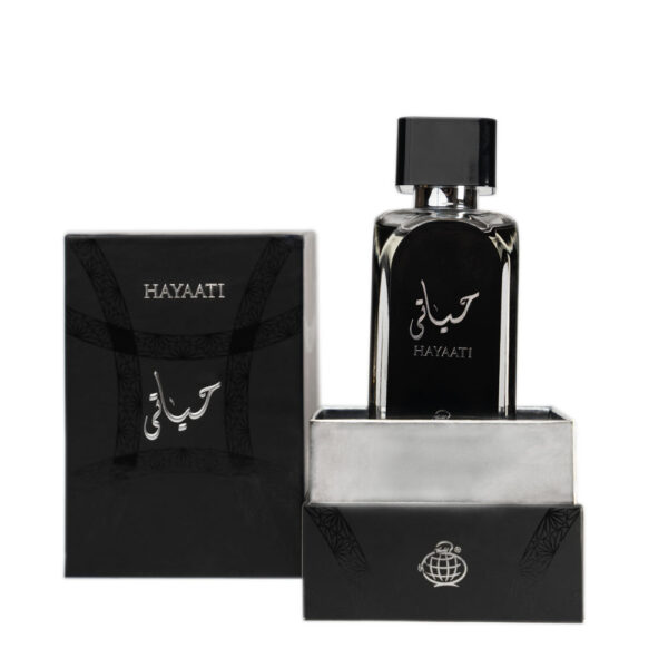 تصویری از عطر ادکلن حیاتی فراگرنس شرکتی با جعبه‌ای شیک و لوکس